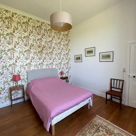 Domaine De Buchignon Oda ve Kahvaltı *