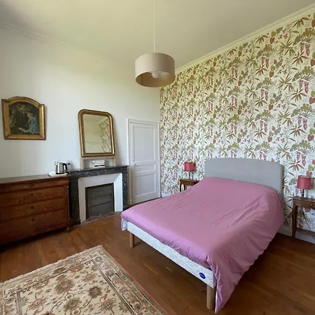 Domaine De Buchignon Oda ve Kahvaltı *