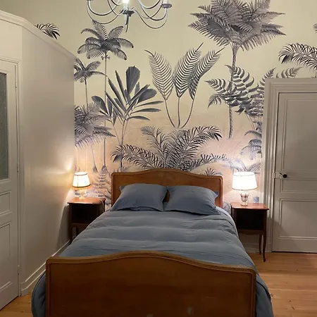 Domaine De Buchignon Bed & Breakfast *