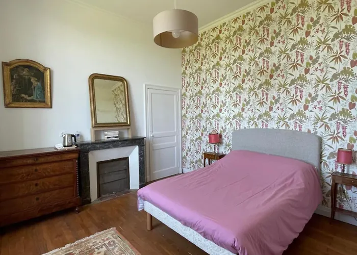 Domaine De Buchignon Oda ve Kahvaltı *